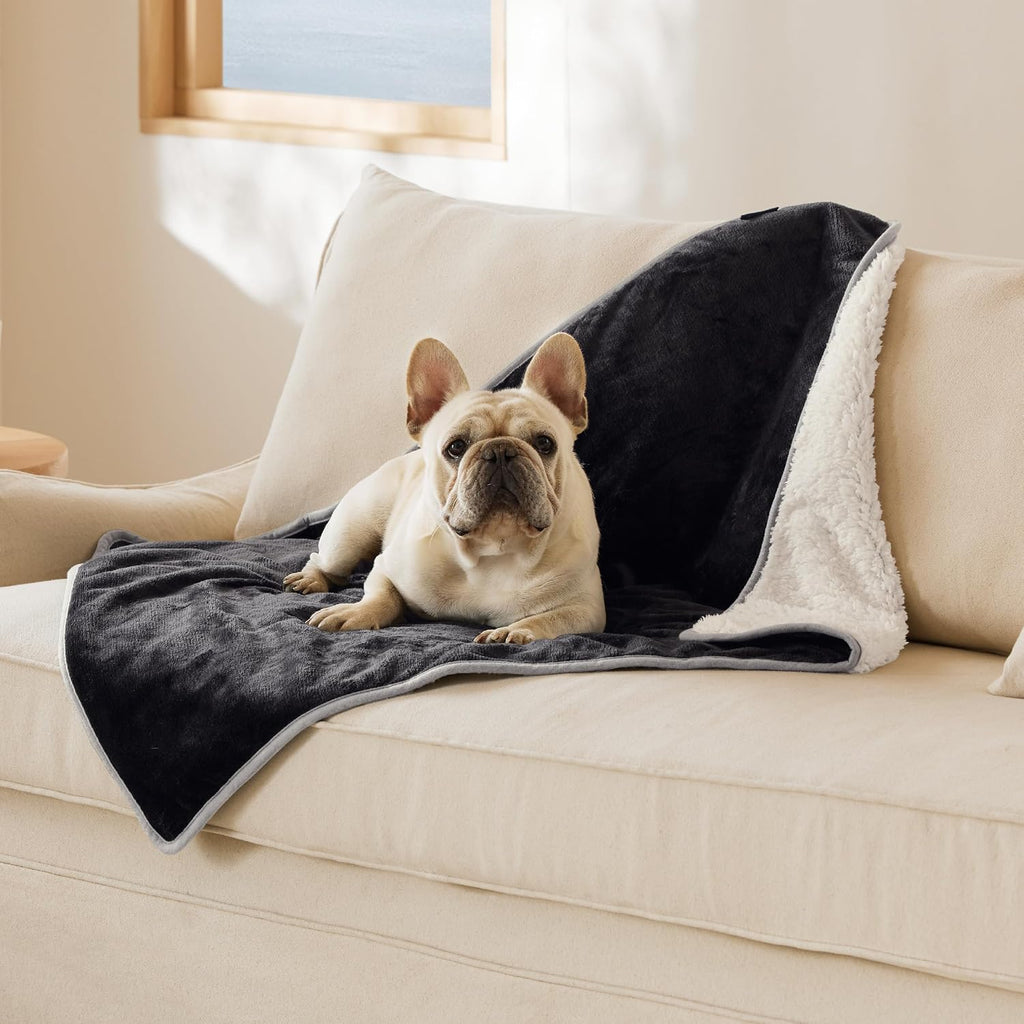 Bedsure Waterproof Dog Blankets for Large Dogs Sherpa Fleece Throw, 40X50
