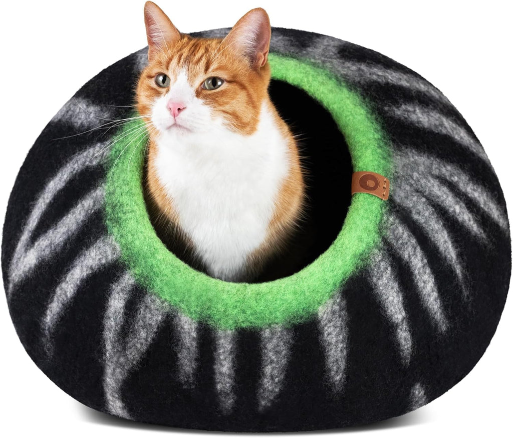 Cat Cave - Merino Wool Bed for Indoor Cats (Light Gray, Medium)